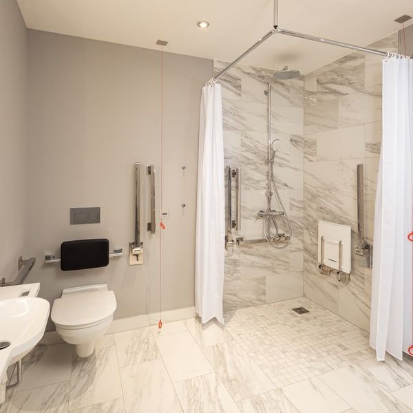 Accessible Room Washroom