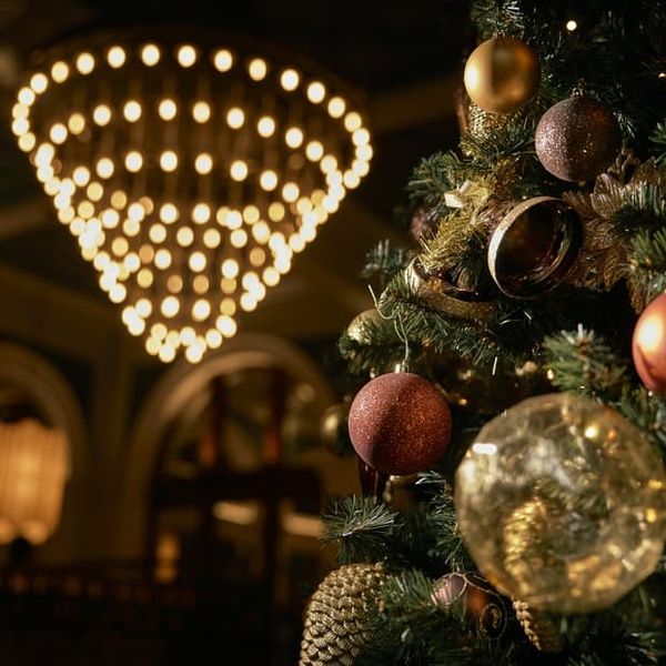 Christmas lobby